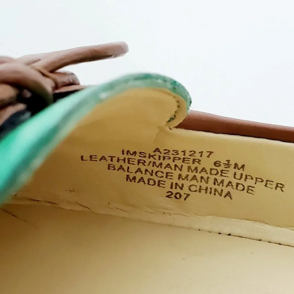 Isaac Mizrahi Live Green Brown Flats Size 6 1/2M